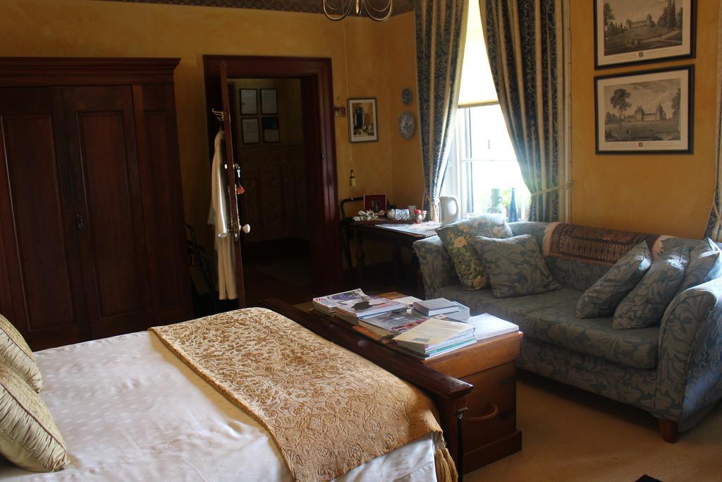 Ivy On Glenelg Bed & Breakfast Campbell Town Exterior photo