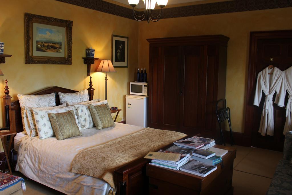 Ivy On Glenelg Bed & Breakfast Campbell Town Exterior photo