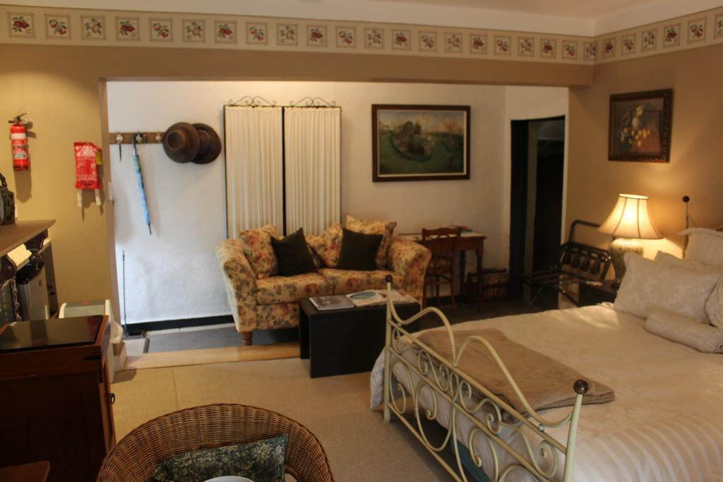 Ivy On Glenelg Bed & Breakfast Campbell Town Exterior photo